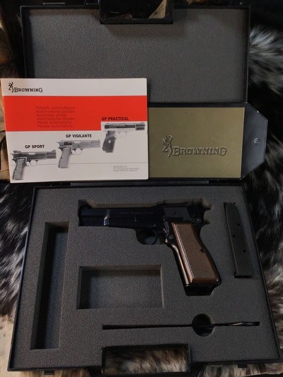 BROWNING HI POWERTANGENT SIGHT 9MM, Unfired, Cased, Slotted, Trades Welcome - Image 10 of 21