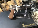 BROWNING HI POWER T SERIES TANGENT SIGHT 9MM, Unfired, Cased, Slotted, Trades Welcome - 5 of 21