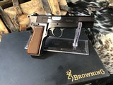BROWNING HI POWER T SERIES TANGENT SIGHT 9MM, Unfired, Cased, Slotted, Trades Welcome - 2 of 21