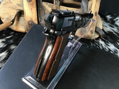 BROWNING HI POWERTANGENT SIGHT 9MM, Unfired, Cased, Slotted, Trades Welcome - Image 13 of 21
