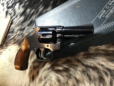 Smith & Wesson Model 30-1, The .32 Hand Ejector Revolver, .32, 6 shot, 3
