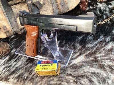 Smith & Wesson Model 41 , 5inch, .22 LR Target Pistol , Boxed. Trades Welcome - Image 4 of 13