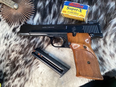 Smith & Wesson Model 41 , 5inch, .22 LR Target Pistol , Boxed. Trades Welcome - Image 13 of 13