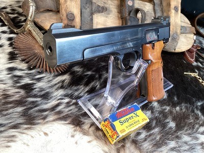 Smith & Wesson Model 41 , 5inch, .22 LR Target Pistol , Boxed. Trades Welcome - Image 12 of 13