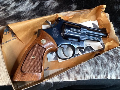 Smith & Wesson Model 28-2 Highway Patrolman , Four Inch N Frame .357 Magnum, Excellent, Trades Welcome. - Image 17 of 24