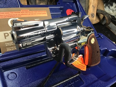 Rare 1989 Colt Python 2.5” Bright Stainless Finish, Boxed & Unfired, .357 Magnum. Trades Welcome