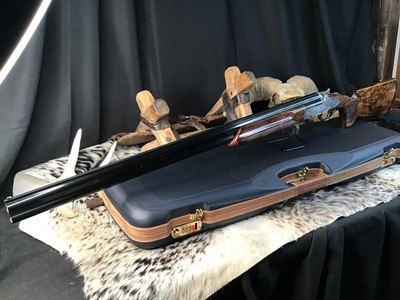 Perazzi MX8 Sideplate, “Dianna Goddess of the Hunt” engraved and signed by Davido Volpe, 32”. Trades Welcome - Image 17 of 25