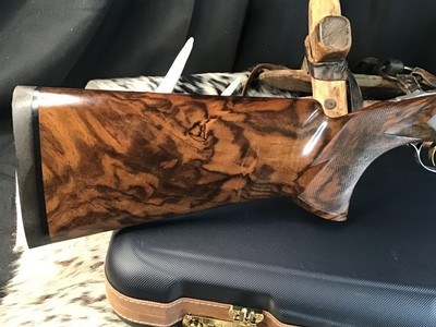 Perazzi MX8 Sideplate, “Dianna Goddess of the Hunt” engraved and signed by Davido Volpe, 32”. Trades Welcome - Image 9 of 25