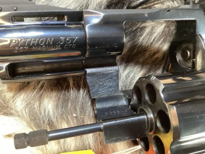1980 Colt Python 2.5” Vented Rib Barrel, Royal Blue Finish , Ivory Grips, Boxed. Trades Welcome. - Image 24 of 25