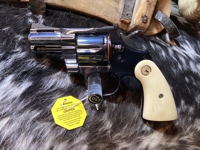 1980 Colt Python 2.5” Vented Rib Barrel, Royal Blue Finish , Ivory Grips, Boxed. Trades Welcome. - Image 7 of 25