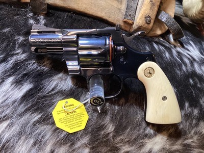 1980 Colt Python 2.5” Vented Rib Barrel, Royal Blue Finish , Ivory Grips, Boxed. Trades Welcome. - Image 1 of 25