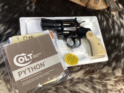 1980 Colt Python 2.5” Vented Rib Barrel, Royal Blue Finish , Ivory Grips, Boxed. Trades Welcome. - Image 2 of 25