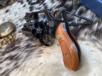 1969 Mfg. Smith & Wesson model 36 No -Dash, Chiefs Special, Unfired in Box W/Tools & Owners Papers. Trades Welcome. - Image 5 of 25