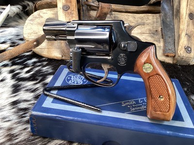 1969 Mfg. Smith & Wesson model 36 No -Dash, Chiefs Special, Unfired in Box W/Tools & Owners Papers. Trades Welcome. - Image 14 of 25
