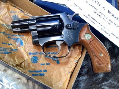 1969 Mfg. Smith & Wesson model 36 No -Dash, Chiefs Special, Unfired in Box W/Tools & Owners Papers. Trades Welcome. - Image 10 of 25