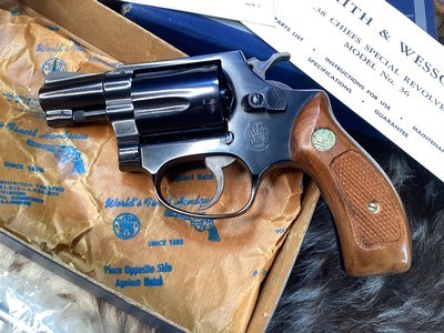 1969 Mfg. Smith & Wesson model 36 No -Dash, Chiefs Special, Unfired in Box W/Tools & Owners Papers. Trades Welcome. - Image 3 of 25