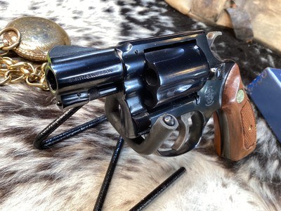 1969 Mfg. Smith & Wesson model 36 No -Dash, Chiefs Special, Unfired in Box W/Tools & Owners Papers. Trades Welcome. - Image 17 of 25