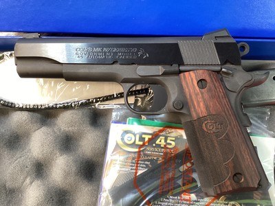 Colt 70 Series Wiley Clapp Special Edition .45 acp, Unfired& Boxed. Trades Welcome - Image 3 of 10