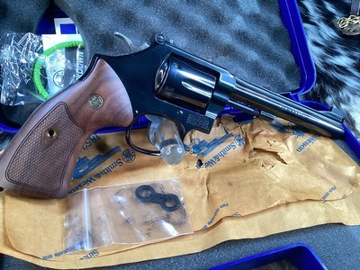 NOS Smith & Wesson model 48-7 , .22 WMR Magnum Revolver, 6” Barrel. Trades Welcome - Image 2 of 15