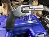 Smith & Wesson 617-6 Ten Shot .22LR Revolver, 4”Bull Barrel, Full Underlug, Boxed Trades Welcome - 9 of 16