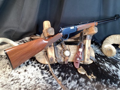 1990 mfg. Winchester 9422M .22 Magnum Lever Action, Excellent Unfired, Out of Production Favorite. Trades Welcome - Image 10 of 16
