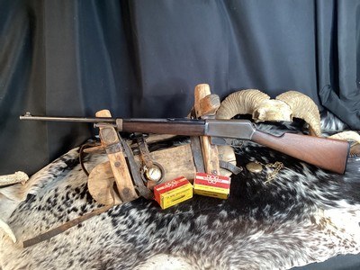 First Year 1905 Winchester Semi Auto in .35 WSL Cartridge, Original, Cased, Trades Welcome - Image 8 of 18