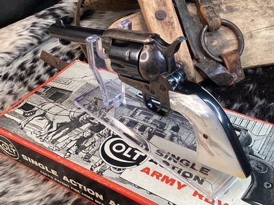 1967 Colt SAA 2ND Generation SAA In Stagecoach Box, Beautiful MOP Grips. Trades Welcome - Image 13 of 16