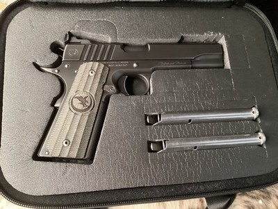 Nighthawk Trooper, .10 mm, AS New In Case W/Paperwork. Trades Welcome - Image 1 of 21