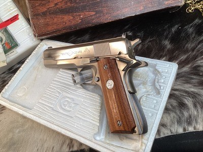 Rare 1974 Colt Custom Shop Electroless Nickle Service Ace, .22 LR LNIB. TRADES Welcome - Image 4 of 20