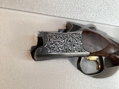 NIB Browning 825 Trap Max, 32” , Graco System, Factory Engraved, Fully Adjustable Trap Shotgun. Trades Welcome - Image 8 of 25