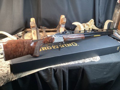 NIB Browning 825 Trap Max, 32” , Graco System, Factory Engraved, Fully Adjustable Trap Shotgun. Trades Welcome - Image 12 of 25