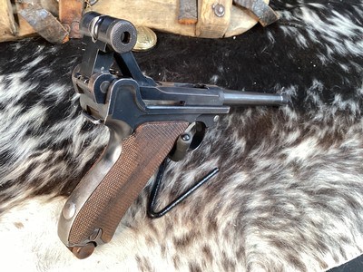 1915 DWM P08 German Luger Pistol, 9 mm, Trades Welcome - Image 15 of 18