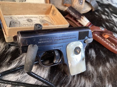 1915 Mfg. Colt Pocket Hammerless model 1908, Mother of Pearl Grips W/Box, .25 acp. Trades Welcome - Image 4 of 19