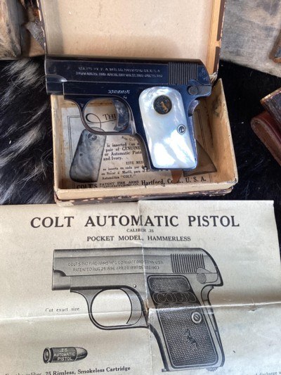 1915 Mfg. Colt Pocket Hammerless model 1908, Mother of Pearl Grips W/Box, .25 acp. Trades Welcome - Image 10 of 19