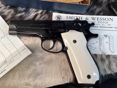 1976 Mfg. Smith & Wesson model 39-2 , 9mm Semi Auto, Genuine Ivory Grips, Excellent Unfired & Boxed. Trades Welcome - Image 1 of 19
