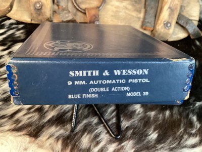 1976 Mfg. Smith & Wesson model 39-2 , 9mm Semi Auto, Genuine Ivory Grips, Excellent Unfired & Boxed. Trades Welcome - Image 3 of 19