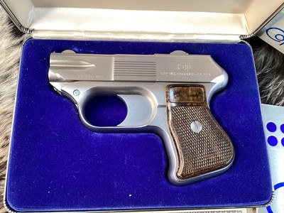 COP .357 4 Shot Derringer , .357 Magnum. Unfired Condition W/Box, Gorgeous. Trades Welcome. - Image 2 of 24