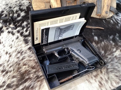 1998 Mfg. Heckler & Koch P7M8 Semi Auto 9mmAs New In Case W/Tools & Paperwork.Trades Welcome - Image 19 of 20