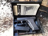 1998 Mfg. Heckler & Koch P7M8 Semi Auto 9mmAs New In Case W/Tools & Paperwork.Trades Welcome - Image 1 of 20