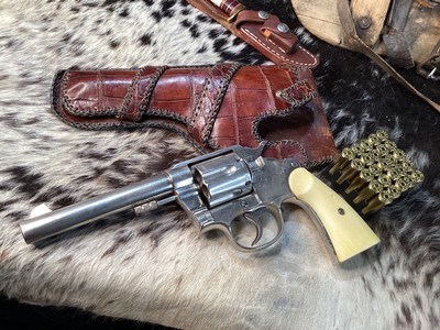 Colt 1909 New Service US Army DA Revolver, .45 Colt , Nickle , Ivory Grips, Period Western Holster,Gorgeous. Trades Welcome - Image 5 of 24