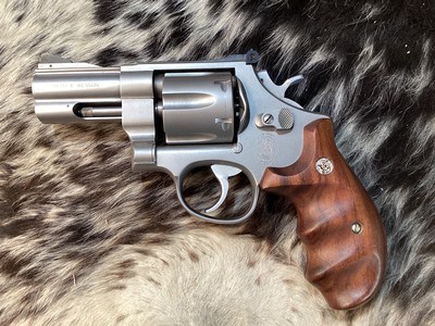 Smith & Wesson 625-3 Model of 1989, Double Action Revolver. 45 ACP, 3” Full Heavy Lug Barrel, Finger Groove Grips, Excellent Cond. Trades Welcome - Image 3 of 19
