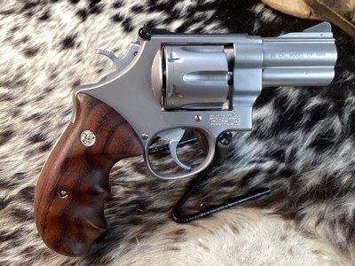 Smith & Wesson 625-3 Model of 1989, Double Action Revolver. 45 ACP, 3” Full Heavy Lug Barrel, Finger Groove Grips, Excellent Cond. Trades Welcome - Image 15 of 19
