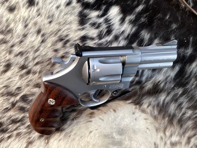 Smith & Wesson 625-3 Model of 1989, Double Action Revolver. 45 ACP, 3” Full Heavy Lug Barrel, Finger Groove Grips, Excellent Cond. Trades Welcome - Image 16 of 19