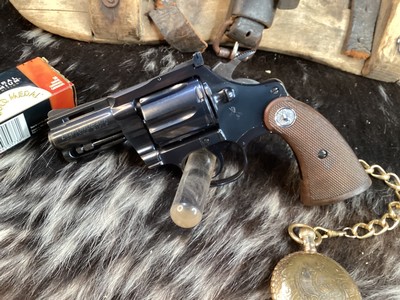 Scarce 1968 Mfg. Colt Diamondback 2.5” DA Revolver, .22LR W/ Box. Trades Welcome - Image 8 of 25