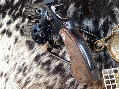Scarce 1968 Mfg. Colt Diamondback 2.5” DA Revolver, .22LR W/ Box. Trades Welcome - Image 17 of 25