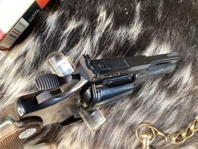 Scarce 1968 Mfg. Colt Diamondback 2.5” DA Revolver, .22LR W/ Box. Trades Welcome - Image 7 of 25