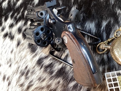 Scarce 1968 Mfg. Colt Diamondback 2.5” DA Revolver, .22LR W/ Box. Trades Welcome - Image 20 of 25