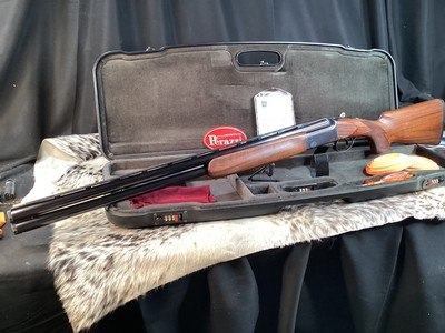 Perazzi MT-6 O/U Shotgun, Selectable Trigger, Screw In Chokes, Excellent, Cased. Trades Welcome - Image 1 of 20