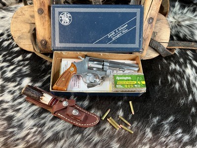 First Year Gun, 1983 Smith & Wesson model 651 Stainless .22 Magnum “J” Frame Target Revolver, 4”, Boxed. Trades Welcome. - Image 7 of 23
