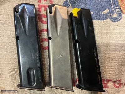 Taurus pt92, pt99, 9179mm magazines. 17 round blue Taurus, 15 round blue Taurus, 17 round mek gear stainless